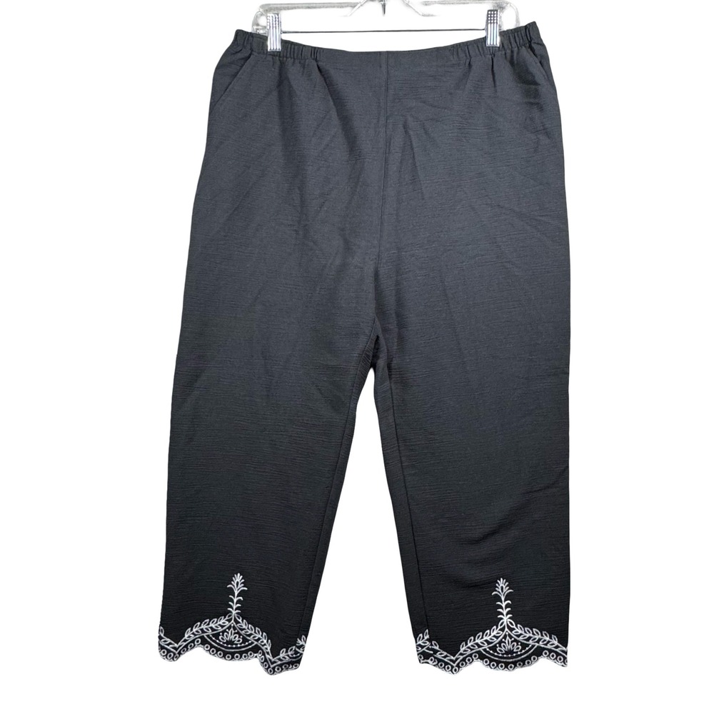 Drapers & Damons Black Capri Pants L Embroidered Pull-On Elastic Waist Cropped